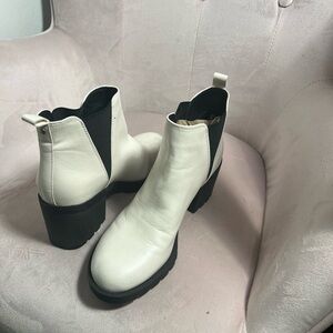 Xappeal Laura Block Heeled Slip On Chelsea Boot NWOB